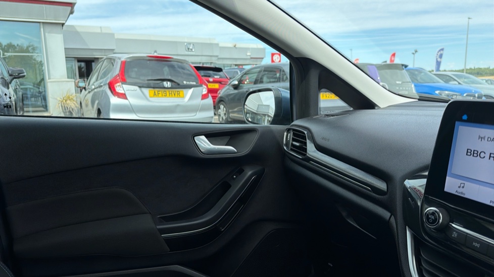 Ford Fiesta 1.0 EcoBoost Active 5dr Petrol Hatchback - Image 34