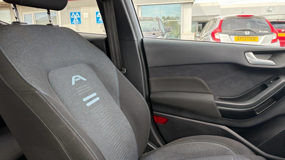 Ford Fiesta 1.0 EcoBoost Active 5dr Petrol Hatchback - Image 35