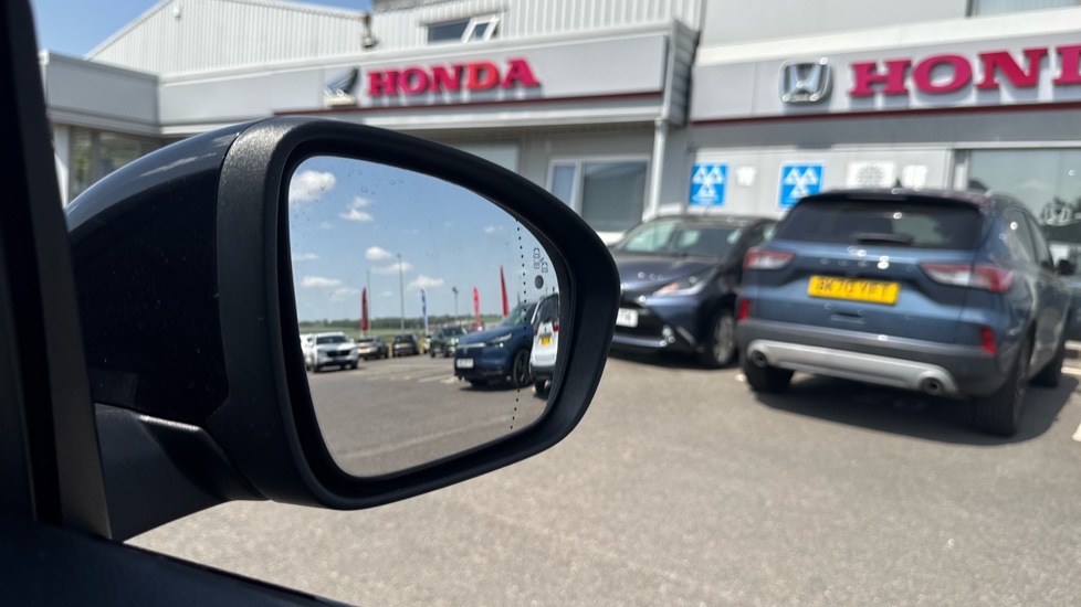 Renault Arkana 1.3 Mild hybrid 140 R.S. Line 5dr EDC Petrol Estate - Image 28