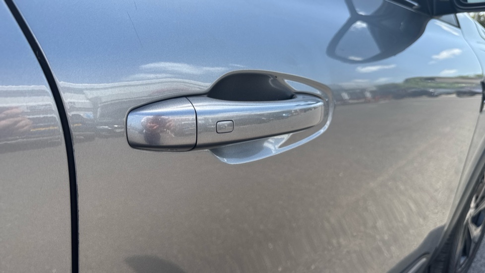 Renault Arkana 1.3 Mild hybrid 140 R.S. Line 5dr EDC Petrol Estate - Image 40