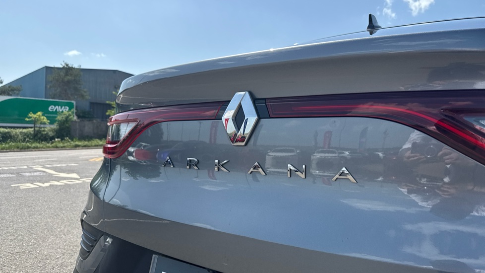 Renault Arkana 1.3 Mild hybrid 140 R.S. Line 5dr EDC Petrol Estate - Image 44