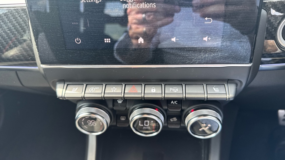 Renault Arkana 1.3 Mild hybrid 140 R.S. Line 5dr EDC Petrol Estate - Image 50