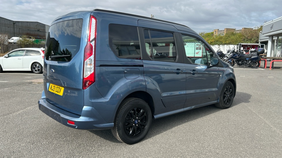 Ford Tourneo Connect 1.5 EcoBlue 120 Titanium 5dr Powershift Diesel Estate - Image 21