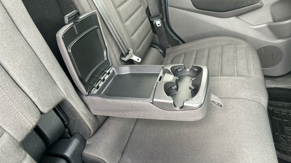 Ford Tourneo Connect 1.5 EcoBlue 120 Titanium 5dr Powershift Diesel Estate - Image 39