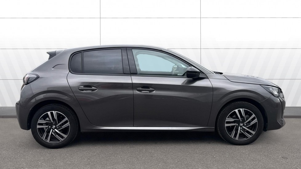Peugeot 208 1.2 PureTech 100 Allure Premium + 5dr Petrol Hatchback - Image 5