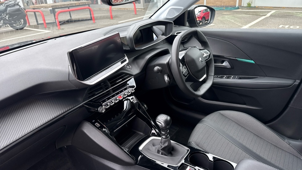 Peugeot 208 1.2 PureTech 100 Allure Premium + 5dr Petrol Hatchback - Image 9