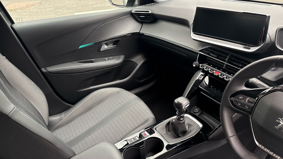 Peugeot 208 1.2 PureTech 100 Allure Premium + 5dr Petrol Hatchback - Image 14