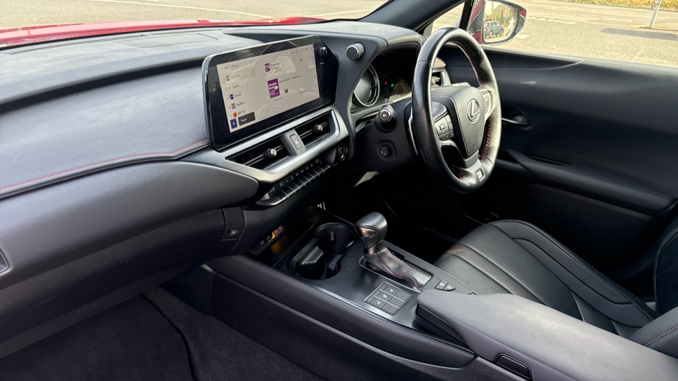 Lexus UX 250h 2.0 F-Sport 5dr CVT [Nav] Hybrid Hatchback - Image 9