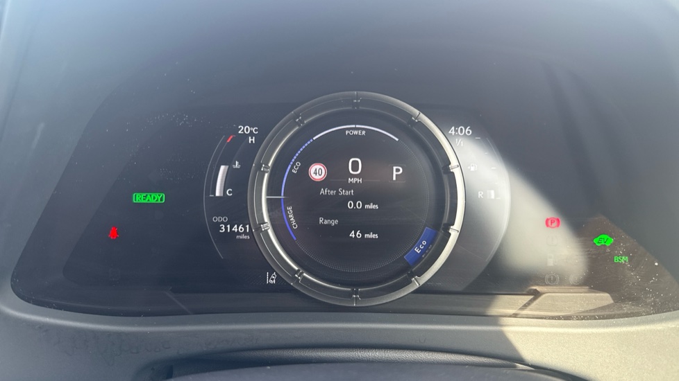 Lexus UX 250h 2.0 F-Sport 5dr CVT [Nav] Hybrid Hatchback - Image 18