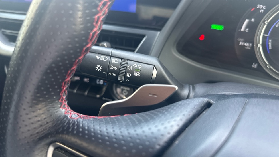 Lexus UX 250h 2.0 F-Sport 5dr CVT [Nav] Hybrid Hatchback - Image 27