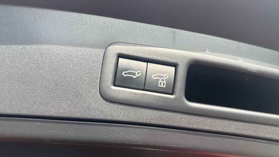 Lexus UX 250h 2.0 F-Sport 5dr CVT [Nav] Hybrid Hatchback - Image 38