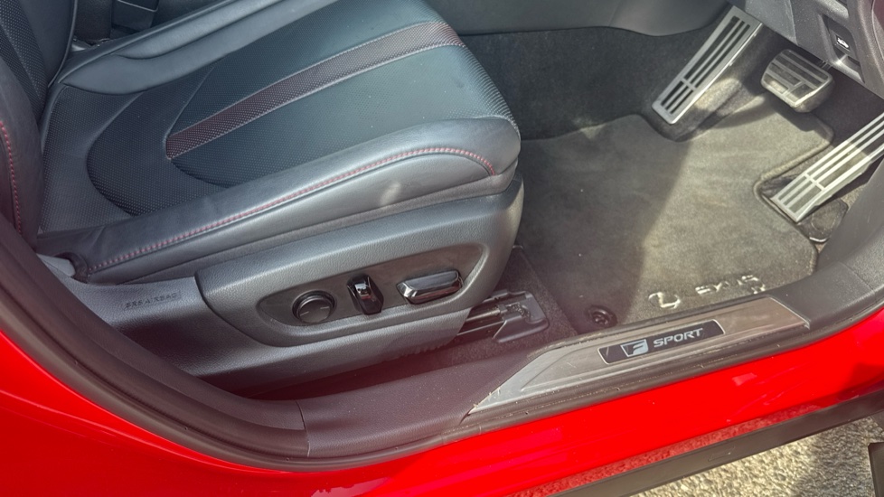 Lexus UX 250h 2.0 F-Sport 5dr CVT [Nav] Hybrid Hatchback - Image 43