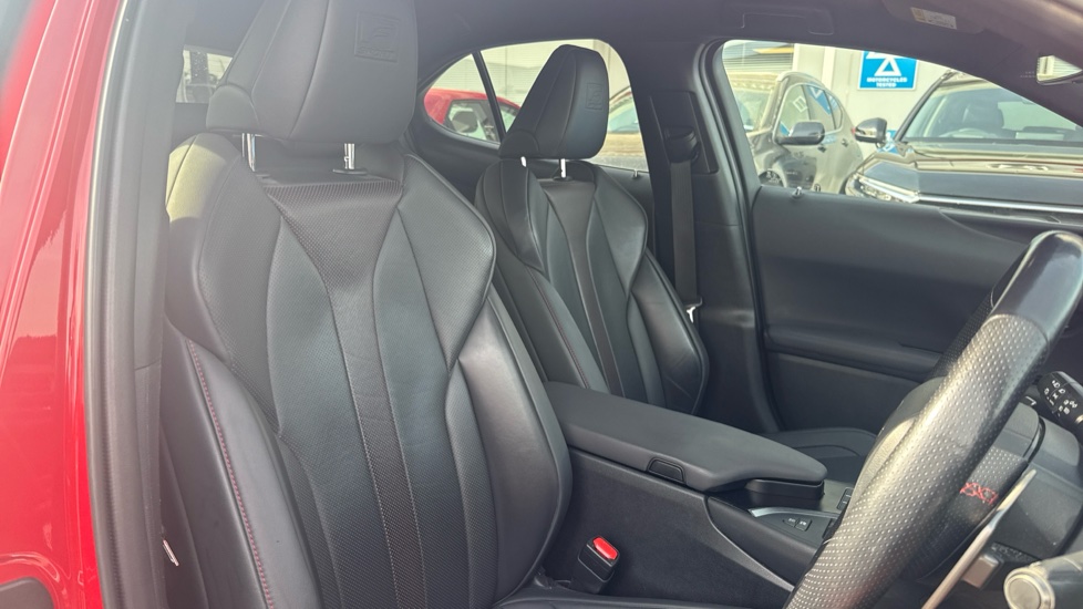 Lexus UX 250h 2.0 F-Sport 5dr CVT [Nav] Hybrid Hatchback - Image 44