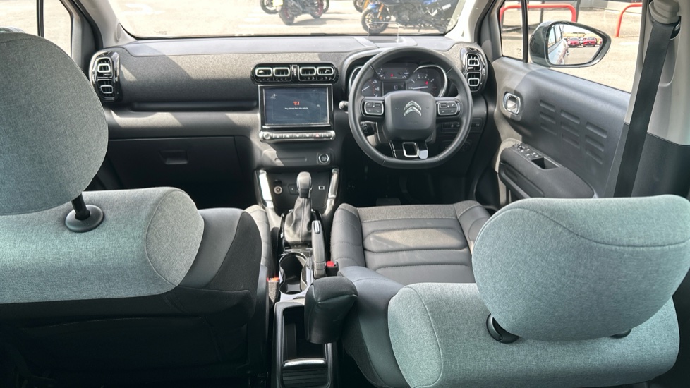 Citroen C3 Aircross 1.2 PureTech 130 Max 5dr EAT6 Petrol Hatchback - Image 10