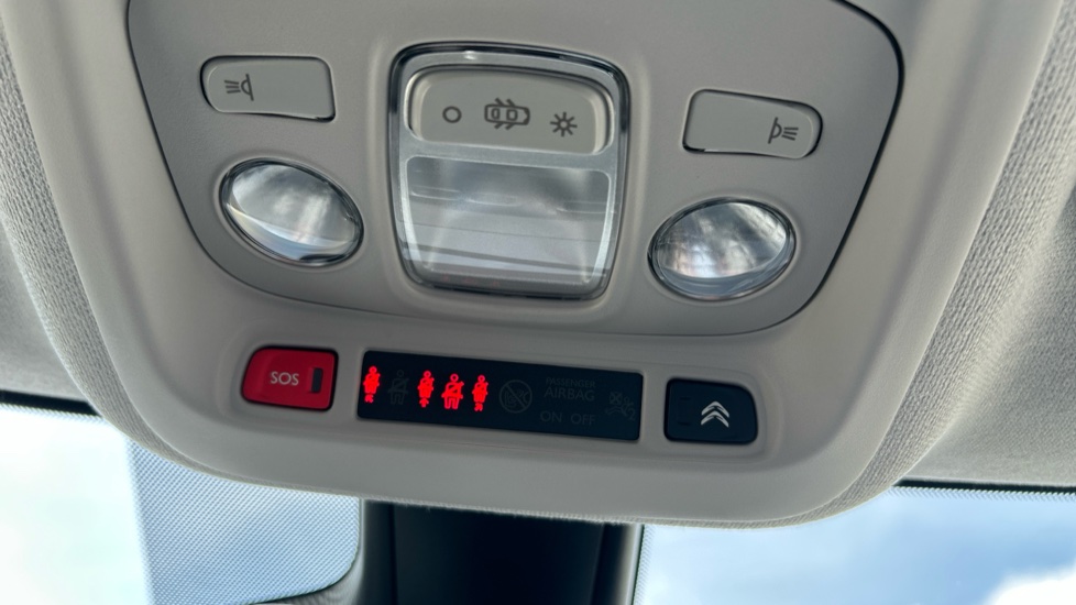 Citroen C3 Aircross 1.2 PureTech 130 Max 5dr EAT6 Petrol Hatchback - Image 45