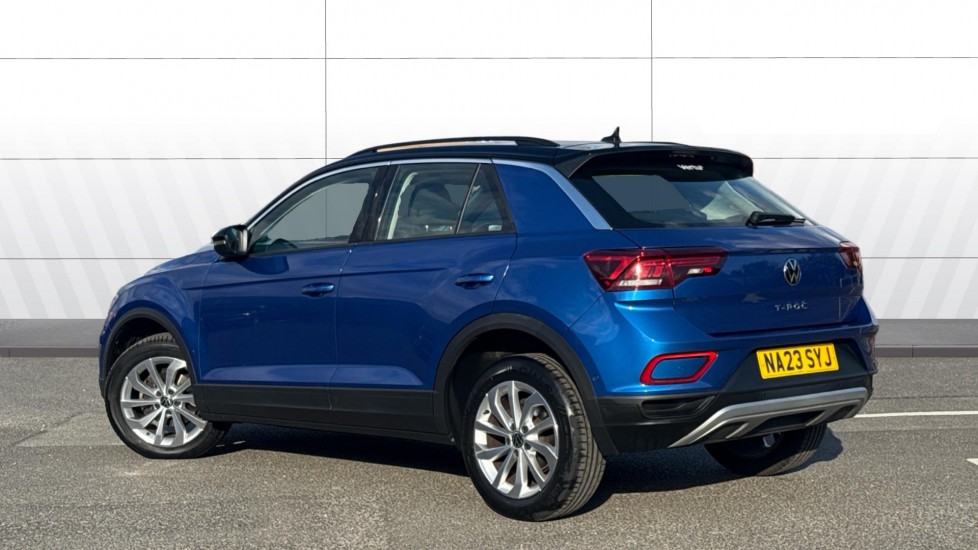 Volkswagen T-Roc 1.0 TSI Life 5dr Petrol Hatchback - Image 2