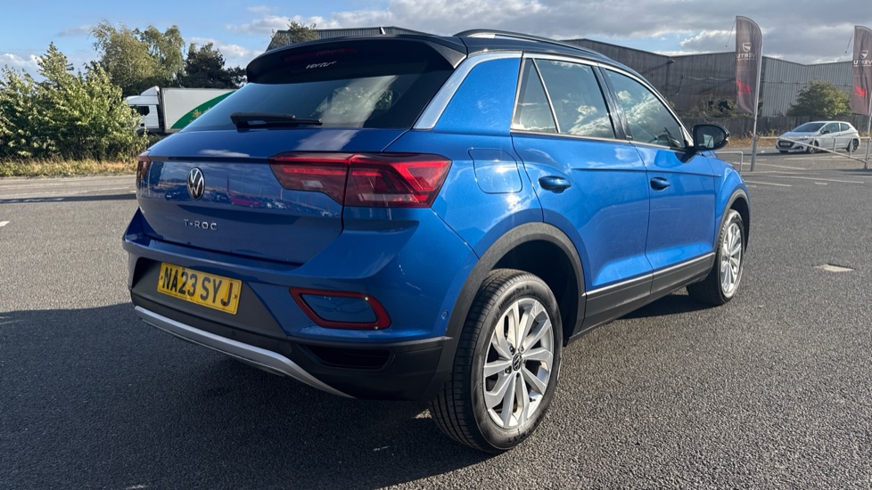 Volkswagen T-Roc 1.0 TSI Life 5dr Petrol Hatchback - Image 43