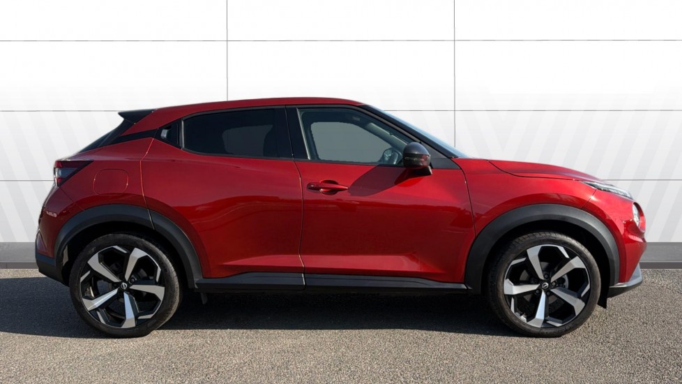 Nissan Juke 1.0 DiG-T 114 Tekna 5dr DCT Petrol Hatchback - Image 5