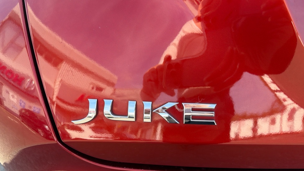 Nissan Juke 1.0 DiG-T 114 Tekna 5dr DCT Petrol Hatchback - Image 22