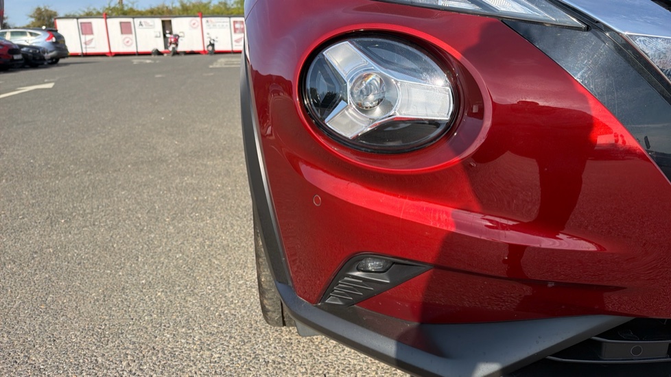 Nissan Juke 1.0 DiG-T 114 Tekna 5dr DCT Petrol Hatchback - Image 26