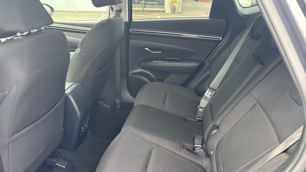 Hyundai TUCSON 1.6 TGDi SE Connect 5dr 2WD Petrol Estate - Image 16