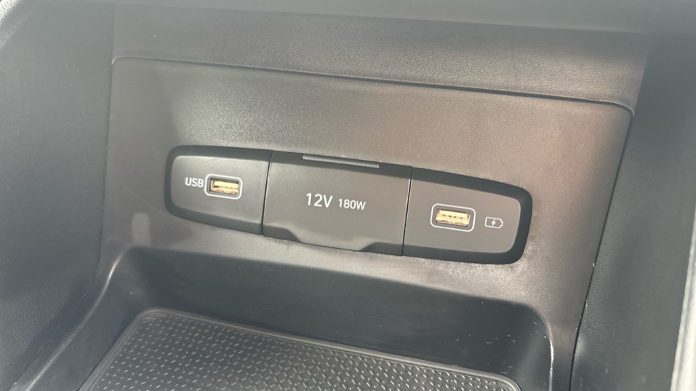 Hyundai TUCSON 1.6 TGDi SE Connect 5dr 2WD Petrol Estate - Image 30