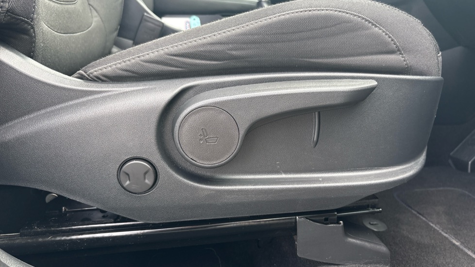 Hyundai TUCSON 1.6 TGDi SE Connect 5dr 2WD Petrol Estate - Image 39
