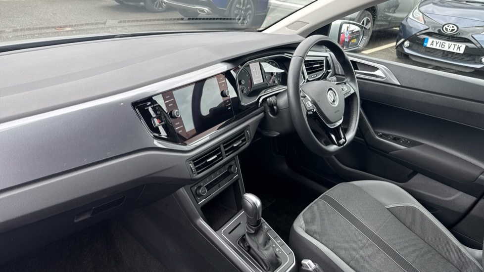 Volkswagen Polo 1.0 TSI 95 SEL 5dr DSG Petrol Hatchback - Image 9