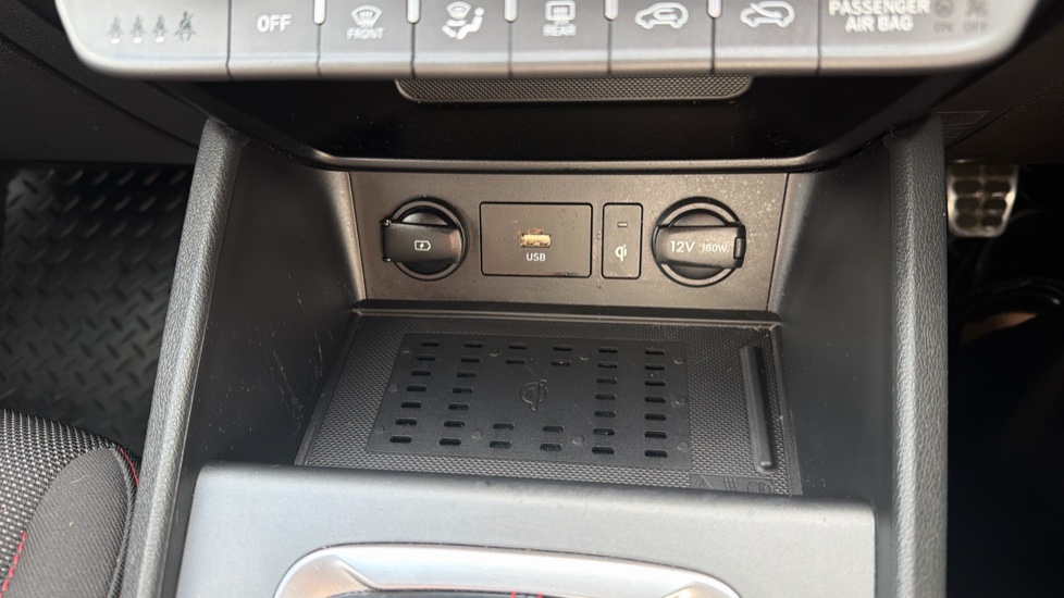 Hyundai KONA 1.0 TGDi 48V MHEV N Line 5dr Petrol Hatchback - Image 32