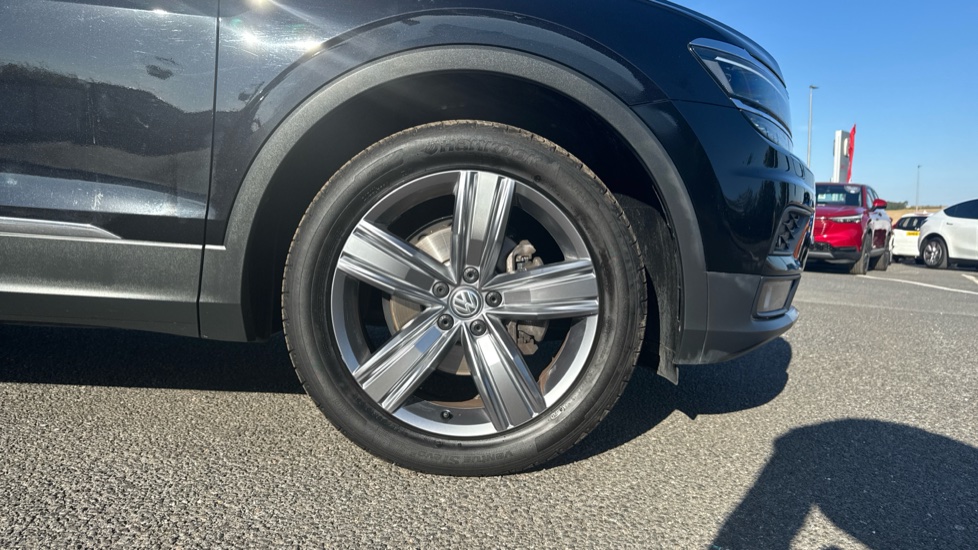 Volkswagen Tiguan Allspace 2.0 TDI SEL 5dr Diesel Estate - Image 7