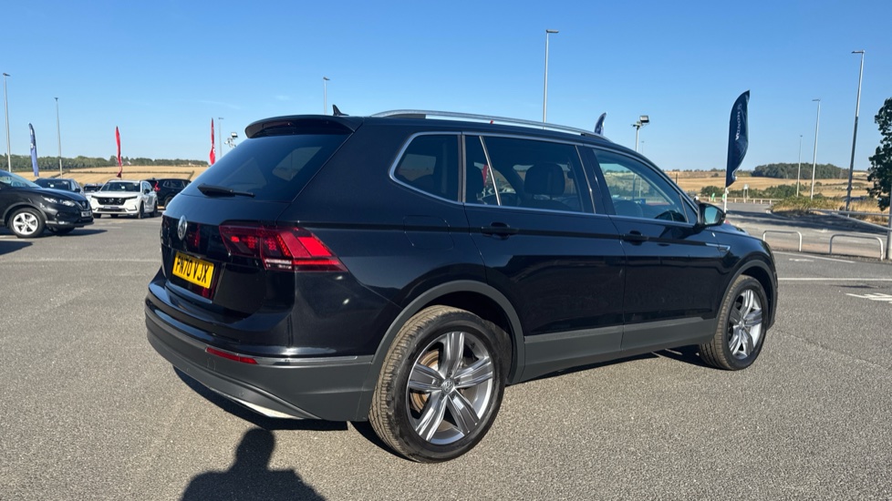 Volkswagen Tiguan Allspace 2.0 TDI SEL 5dr Diesel Estate - Image 21