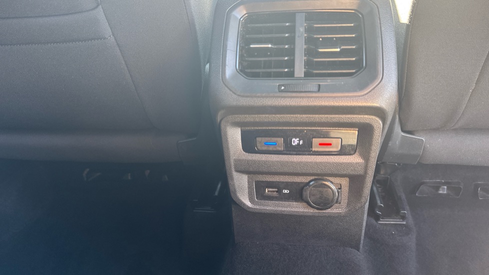 Volkswagen Tiguan Allspace 2.0 TDI SEL 5dr Diesel Estate - Image 43