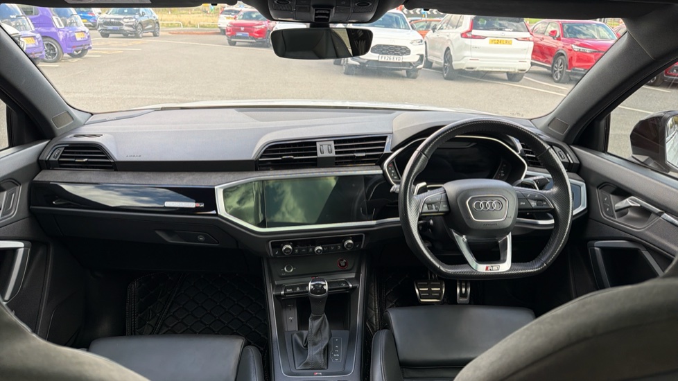 Audi RS Q3 TFSI Quattro Audi Sport Edition 5dr S Tronic Petrol Estate - Image 10