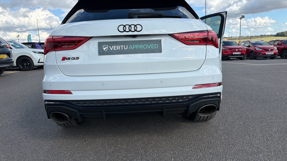 Audi RS Q3 TFSI Quattro Audi Sport Edition 5dr S Tronic Petrol Estate - Image 26