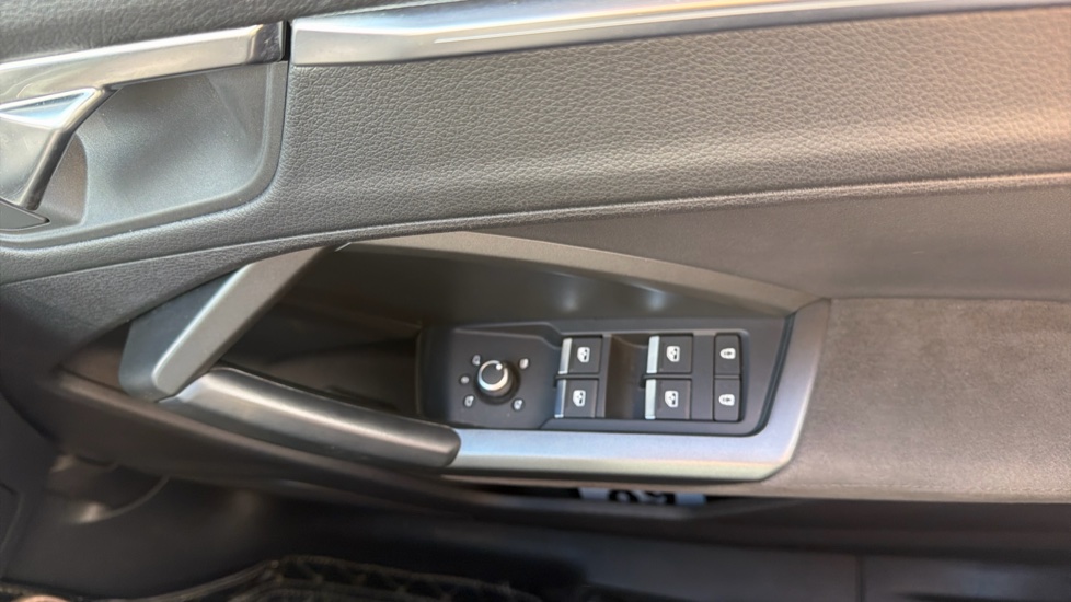 Audi RS Q3 TFSI Quattro Audi Sport Edition 5dr S Tronic Petrol Estate - Image 37