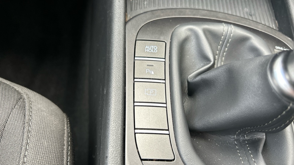 Hyundai KONA 1.0T Advance 5dr Petrol Hatchback - Image 32