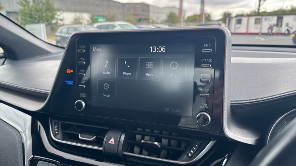 Toyota C-HR 1.8 Hybrid Icon 5dr CVT Hybrid Hatchback - Image 12