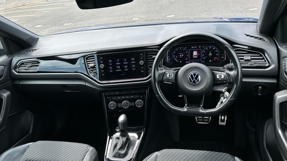 Volkswagen T-Roc 2.0 TSI 4MOTION R 5dr DSG Petrol Hatchback - Image 10