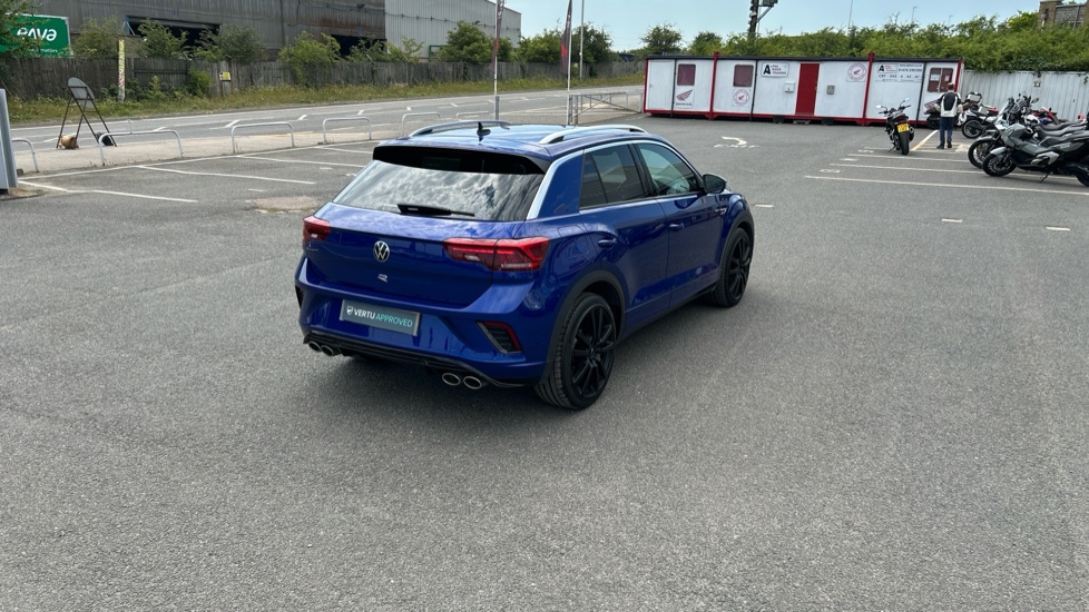 Volkswagen T-Roc 2.0 TSI 4MOTION R 5dr DSG Petrol Hatchback - Image 29