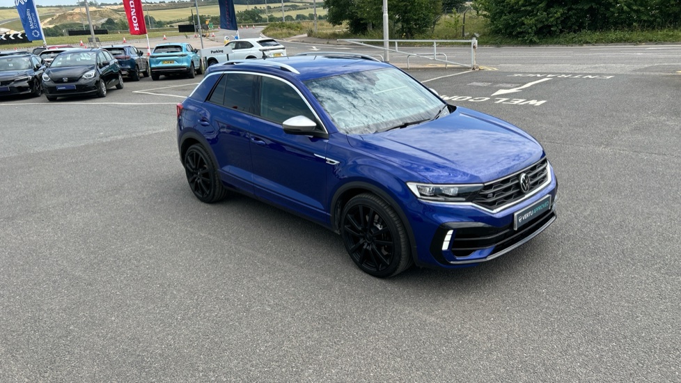 Volkswagen T-Roc 2.0 TSI 4MOTION R 5dr DSG Petrol Hatchback - Image 31