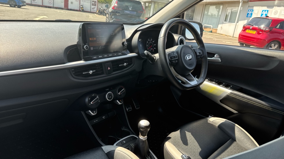 Kia Picanto 1.0 X-Line 5dr Petrol Hatchback - Image 9