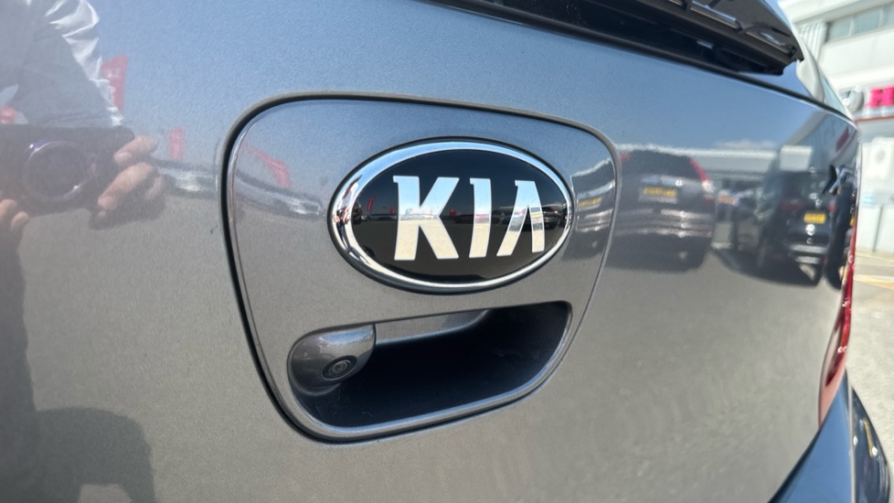 Kia Picanto 1.0 X-Line 5dr Petrol Hatchback - Image 45