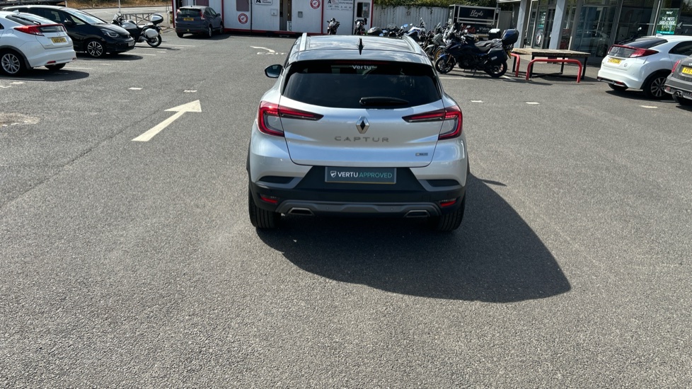 Renault Captur 1.3 Mild hybrid 140 R.S. Line 5dr Petrol Hatchback - Image 27
