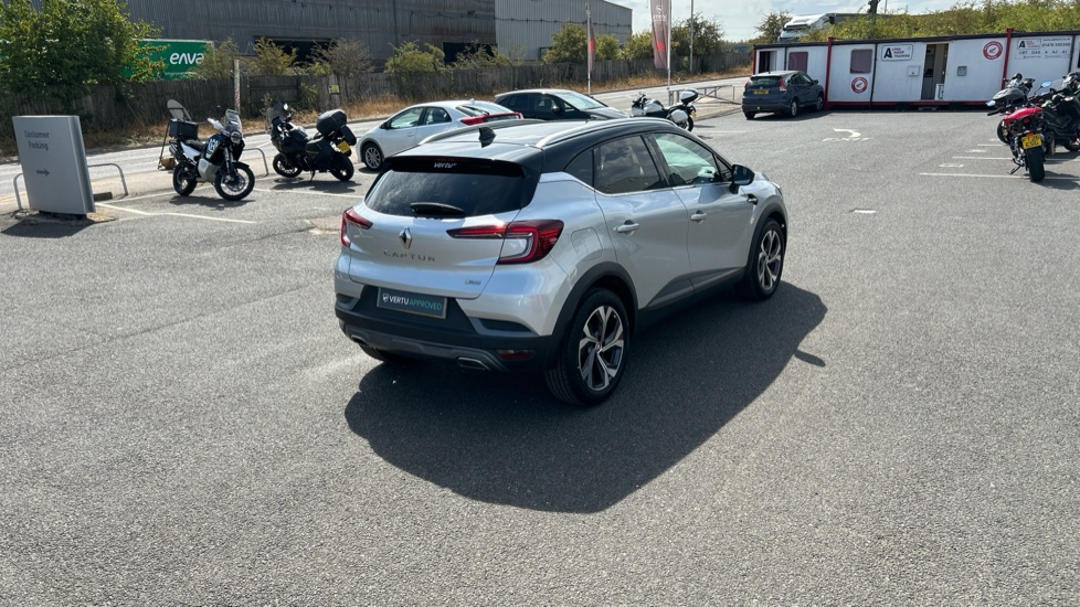 Renault Captur 1.3 Mild hybrid 140 R.S. Line 5dr Petrol Hatchback - Image 29