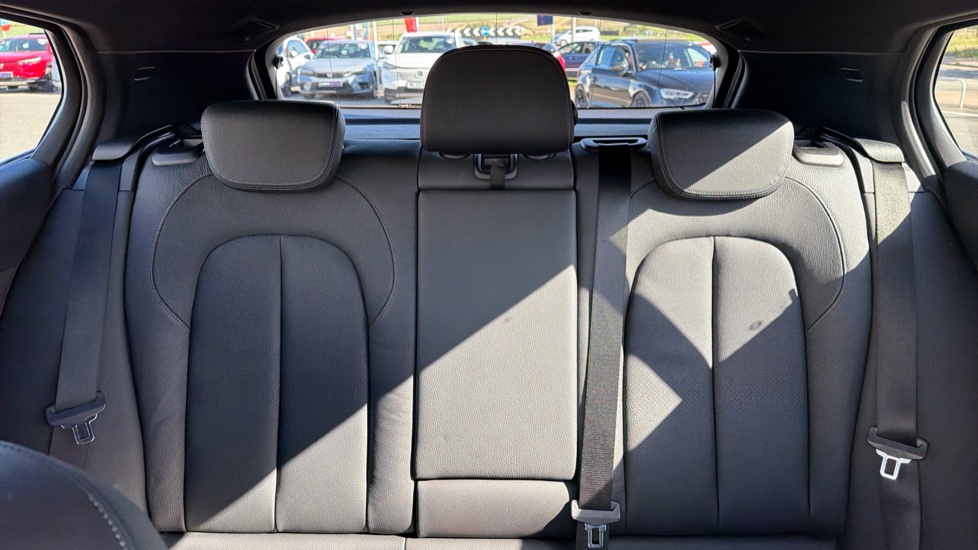 BMW 1 Series 118i [136] M Sport 5dr Step Auto [LCP] Petrol Hatchback - Image 15