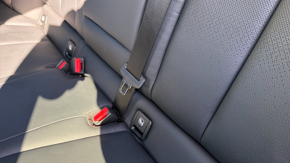 BMW 1 Series 118i [136] M Sport 5dr Step Auto [LCP] Petrol Hatchback - Image 17