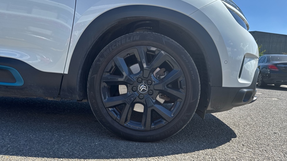 Citroen C5 Aircross 1.6 Plug-in Hybrid 225 Flair Plus 5dr e-EAT8 Hatchback - Image 7