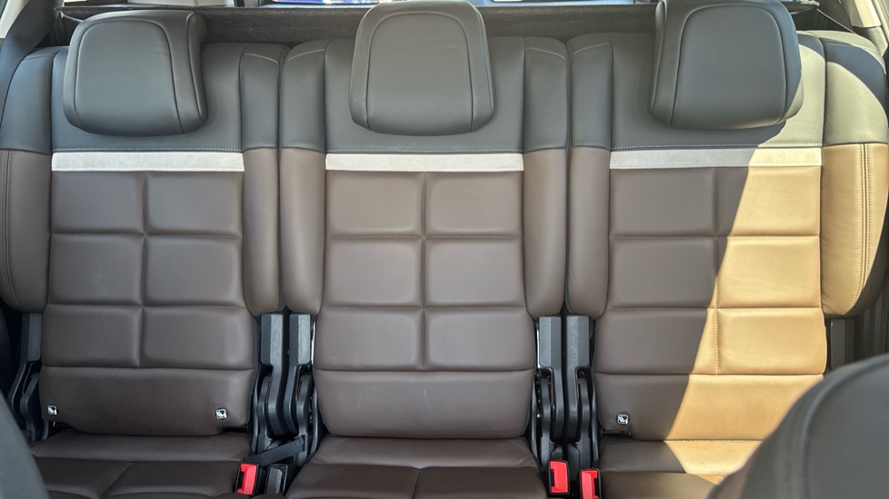 Citroen C5 Aircross 1.6 Plug-in Hybrid 225 Flair Plus 5dr e-EAT8 Hatchback - Image 15