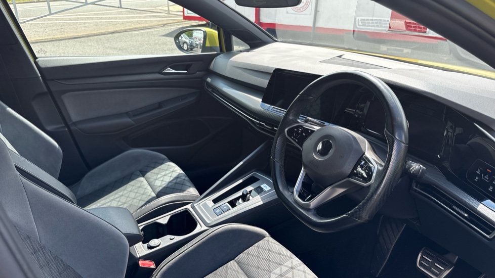 Volkswagen Golf 1.5 eTSI 150 R-Line 5dr DSG Petrol Hatchback - Image 11