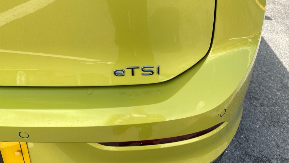 Volkswagen Golf 1.5 eTSI 150 R-Line 5dr DSG Petrol Hatchback - Image 36
